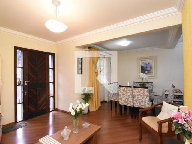Casa à Venda Boa vista, 3 Quartos, 200 m² Curitiba
