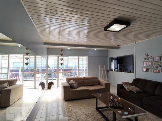 Casa à Venda Boa Vista, 4 Quartos, 300 m² Novo Hamburgo