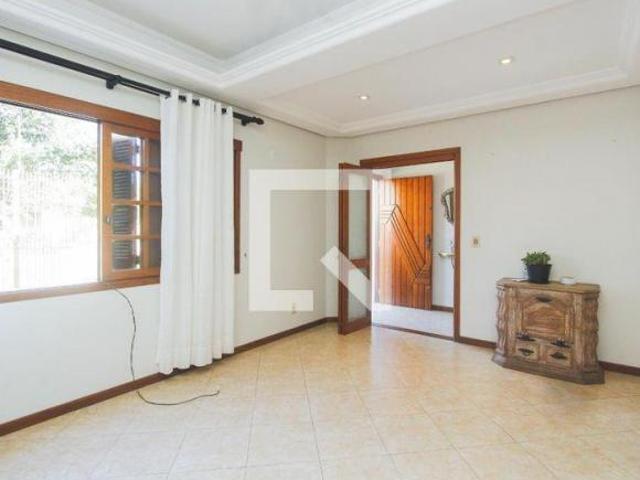 Casa à Venda Bom Jesus, 4 Quartos, 240 m² Porto Alegre