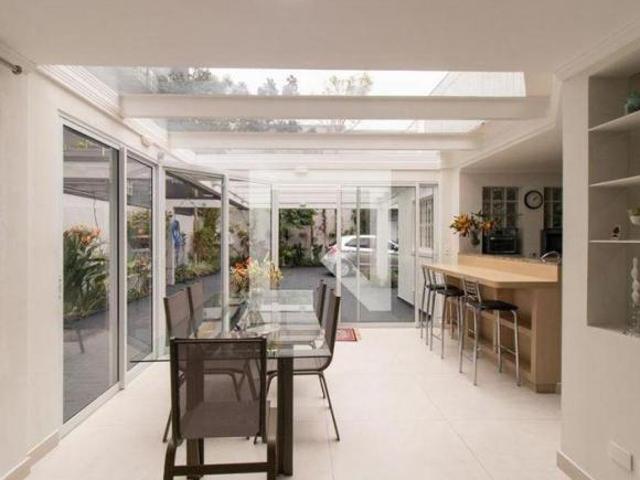 Casa à Venda Boqueirão, 4 Quartos, 295 m² Curitiba