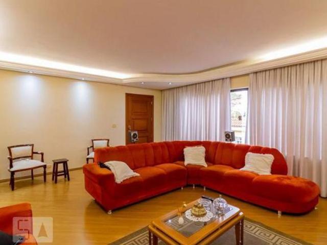 Casa à Venda Bosque da Saúde, 3 Quartos, 400 m² São Paulo