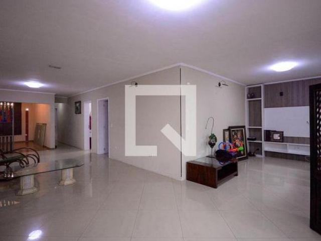 Casa à Venda Bosque da Saúde, 3 Quartos, 440 m² São Paulo