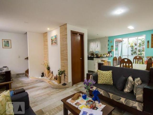 Casa à Venda Bosque da Saúde, 3 Quartos, 137 m2