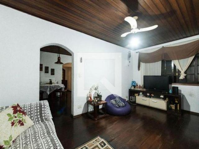 Casa à Venda Bosque da Saúde, 3 Quartos, 195 m2