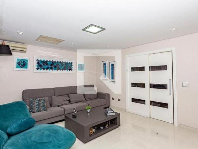 Casa à Venda Bosque da Saúde, 3 Quartos, 223 m2