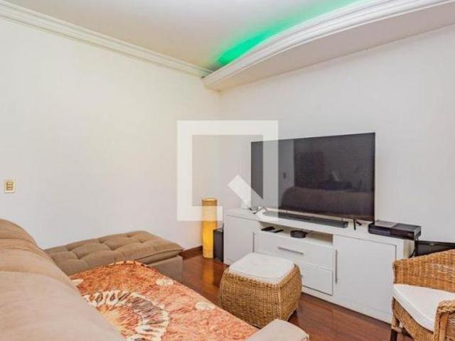 Casa à Venda Bosque da Saúde, 3 Quartos, 240 m2