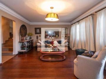 Casa à Venda Bosque da Saúde, 3 Quartos, 268 m² São Paulo