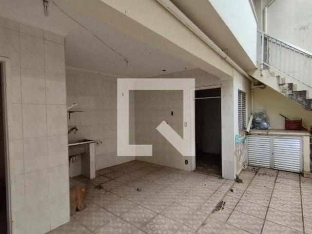 Casa à Venda Bosque da Saúde, 3 Quartos, 281 m2