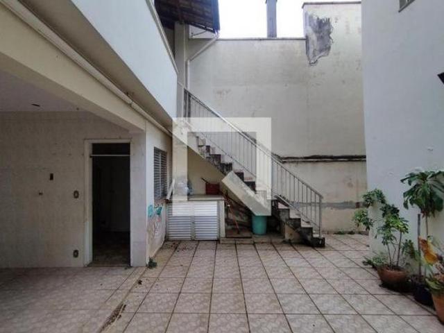 Casa à Venda Bosque da Saúde, 3 Quartos, 281 m² São Paulo