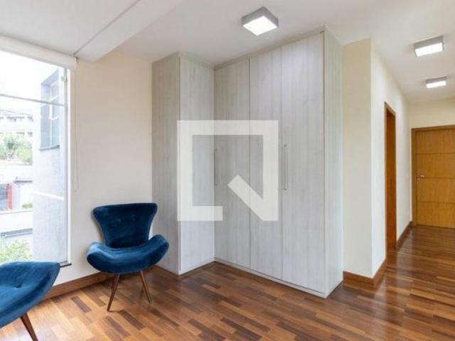 Casa à Venda Bosque da Saúde, 4 Quartos, 302 m² São Paulo