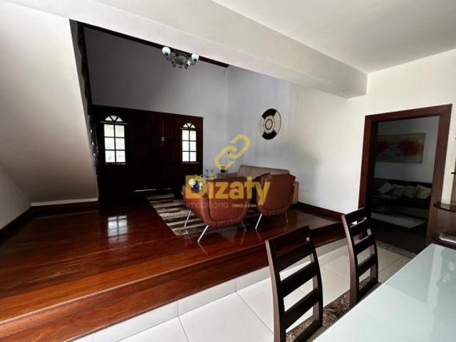 CASA À VENDA BAIRRO MANGABEIRAS COM 04 QUARTOS, SETE LAGOAS MG