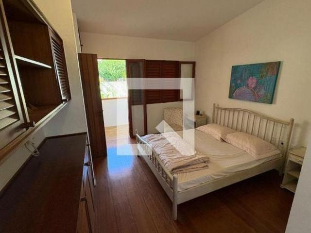 Casa à Venda Bairro das Palmeiras, 4 Quartos, 608 m2