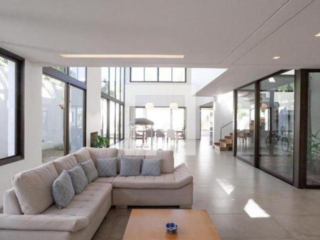 Casa à Venda Bandeirantes, 4 Quartos, 1000 m² Belo Horizonte