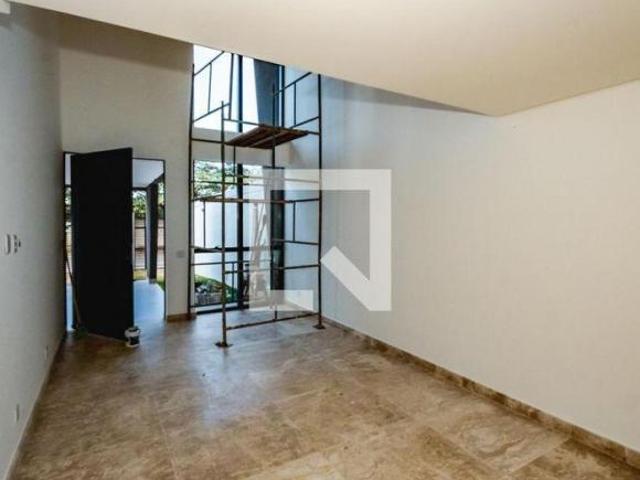 Casa à Venda Bandeirantes, 4 Quartos, 260 m² Belo Horizonte