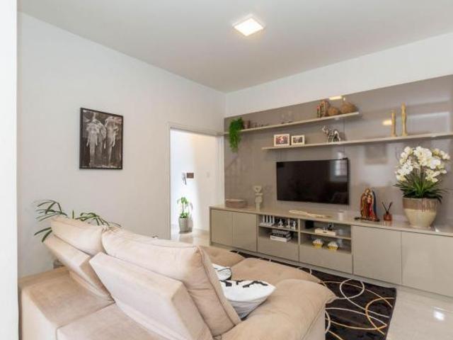 Casa à Venda Barroca, 6 Quartos, 370 m2