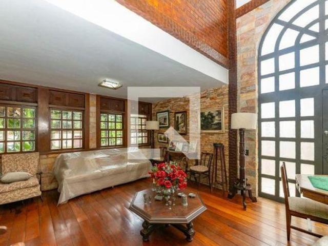 Casa à Venda Belvedere, 5 Quartos, 480 m² Belo Horizonte