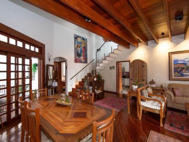 Casa à Venda Belvedere, 5 Quartos, 350 m2