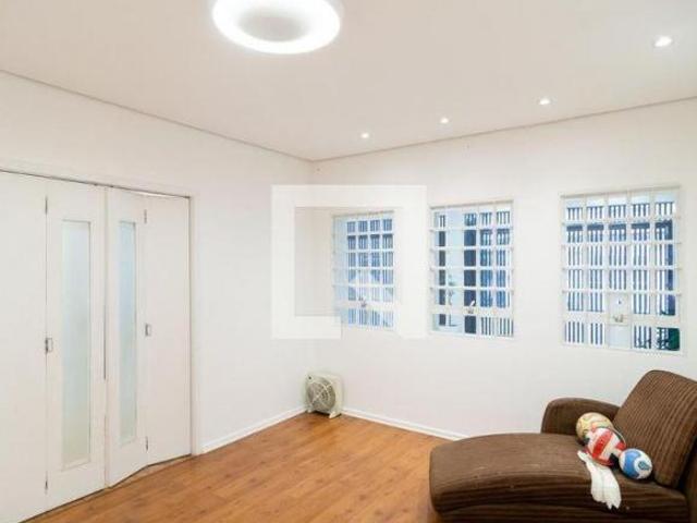 Casa à Venda Brooklin, 3 Quartos, 180 m² São Paulo