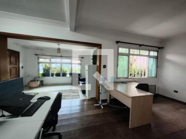 Casa à Venda Brooklin, 3 Quartos, 265 m² São Paulo