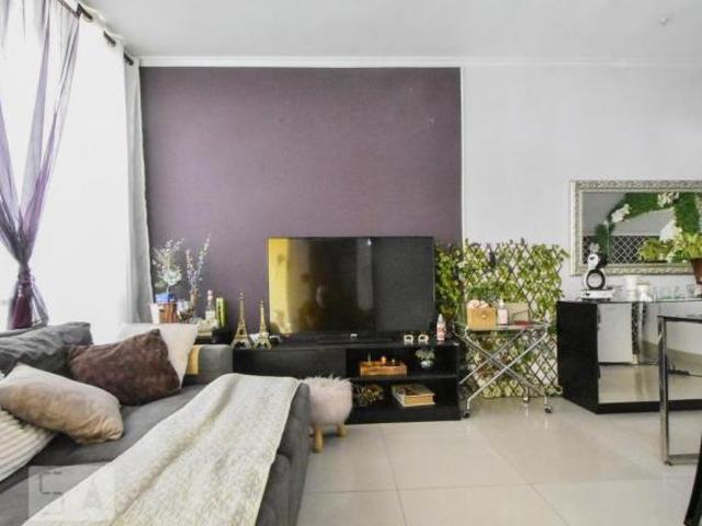 Casa à Venda Brooklin, 2 Quartos, 90 m² São Paulo
