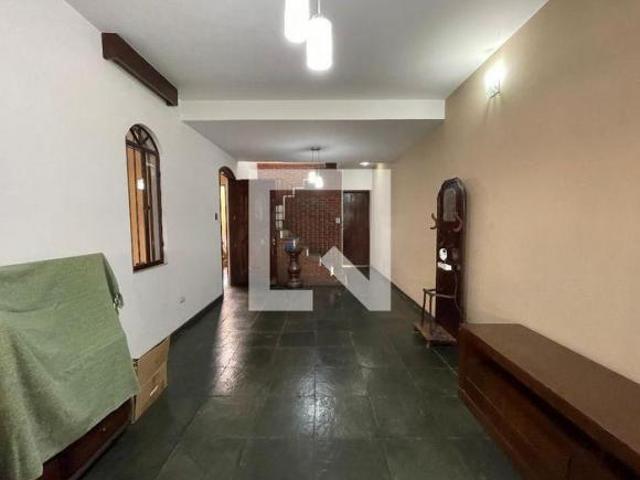 Casa à Venda Butantã, 3 Quartos, 200 m² São Paulo