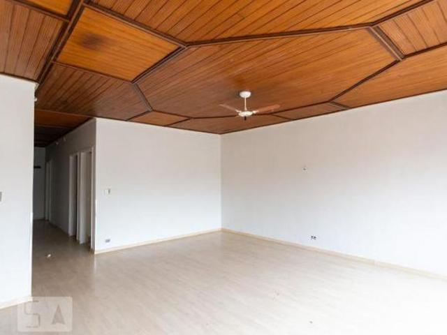 Casa à Venda Butantã, 4 Quartos, 210 m² São Paulo