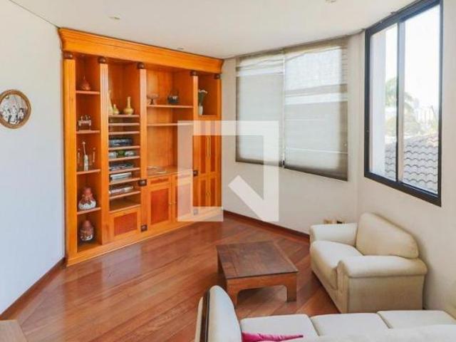Casa à Venda Butantã, 4 Quartos, 350 m² São Paulo