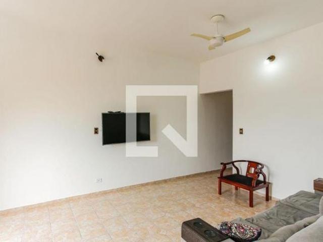 Casa à Venda Butantã, 5 Quartos, 250 m2