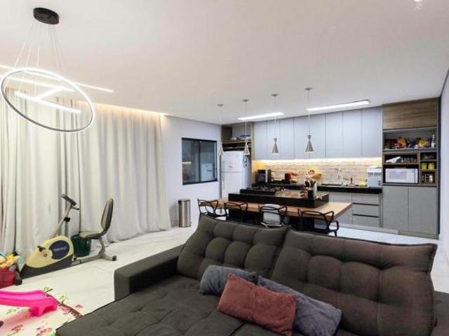 Casa à Venda Glória, 2 Quartos, 360 m2