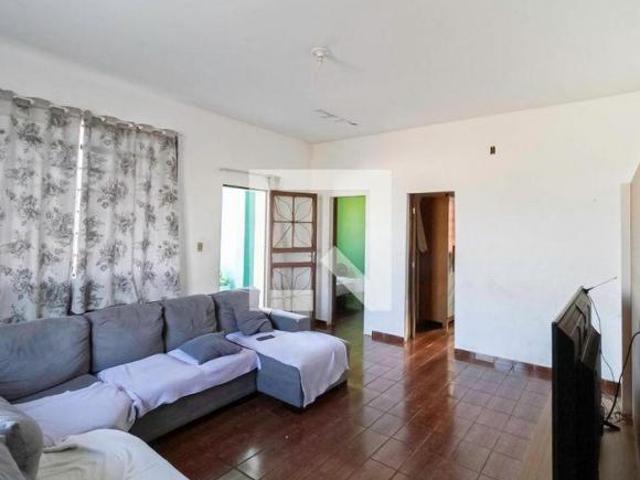Casa à Venda Glória, 3 Quartos, 1068 m² Belo Horizonte