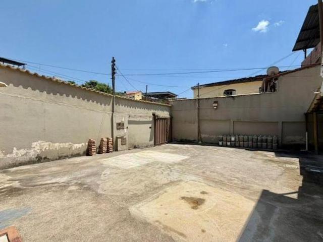 Casa à Venda Glória, 4 Quartos, 140 m2