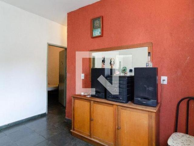 Casa à Venda Glória, 6 Quartos, 416 m2