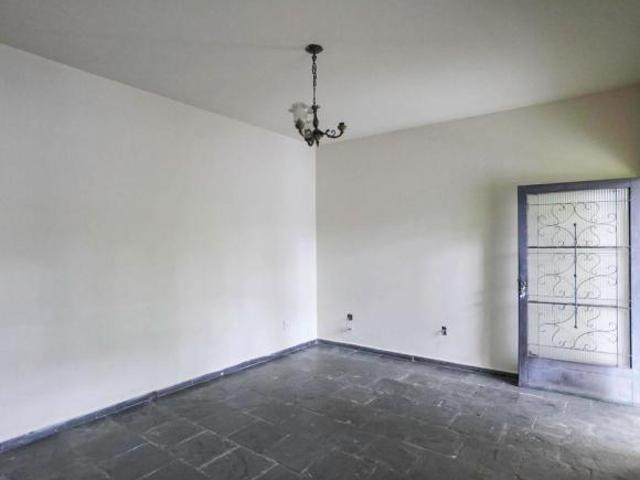 Casa à Venda Glória, 6 Quartos, 360 m2