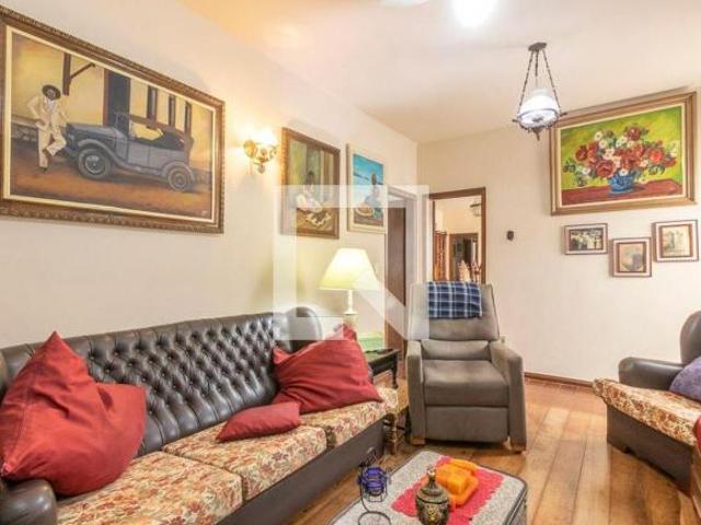 Casa à Venda Grajaú, 4 Quartos, 293 m2