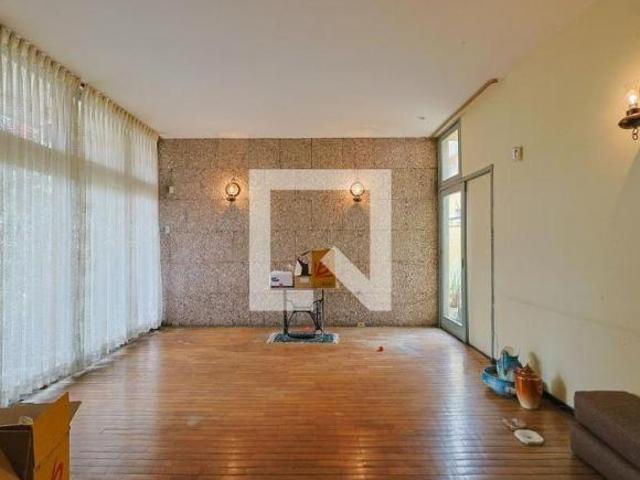 Casa à Venda Gutierrez, 4 Quartos, 225 m² Belo Horizonte