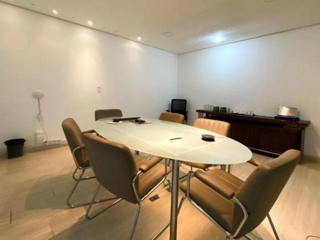 Casa à Venda Gutierrez, 5 Quartos, 302 m2