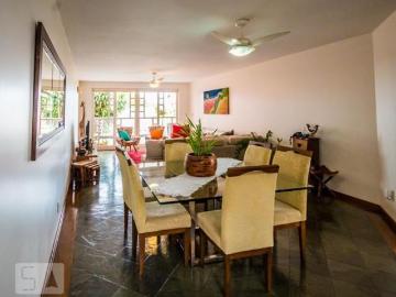 Casa à Venda Guanabara, 4 Quartos, 240 m2