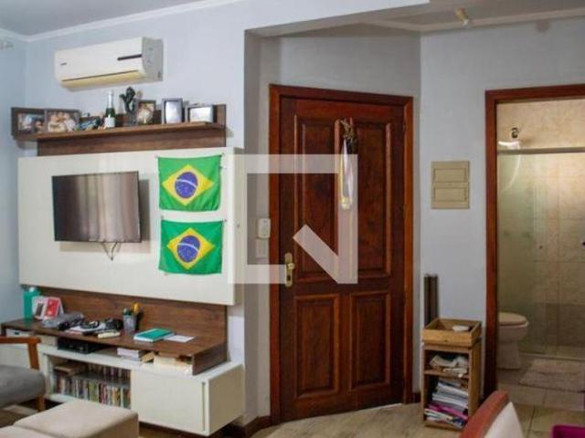 Casa à Venda Guarujá, 2 Quartos, 167 m² Porto Alegre
