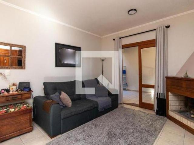 Casa à Venda Guarujá, 3 Quartos, 134 m² Porto Alegre