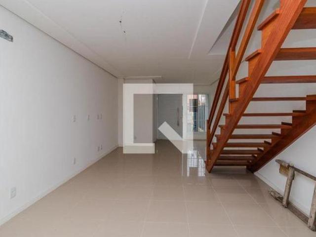 Casa à Venda Guarujá, 3 Quartos, 91 m² Porto Alegre