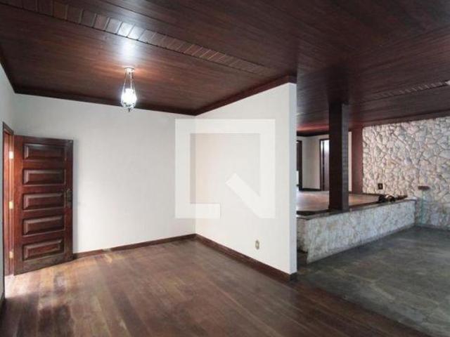 Casa à Venda Dona Clara, 4 Quartos, 760 m² Belo Horizonte
