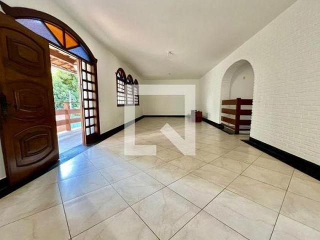 Casa à Venda Dona Clara, 8 Quartos, 288 m² Belo Horizonte