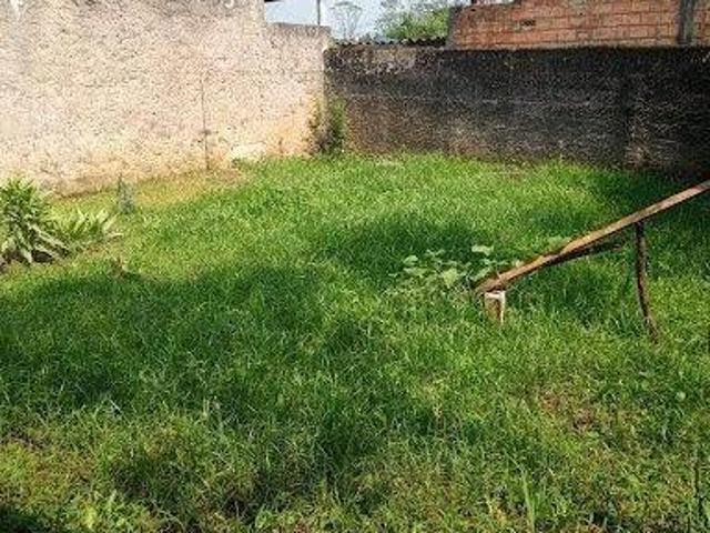 Casa a Venda de 3 Dormitórios em Marsilac