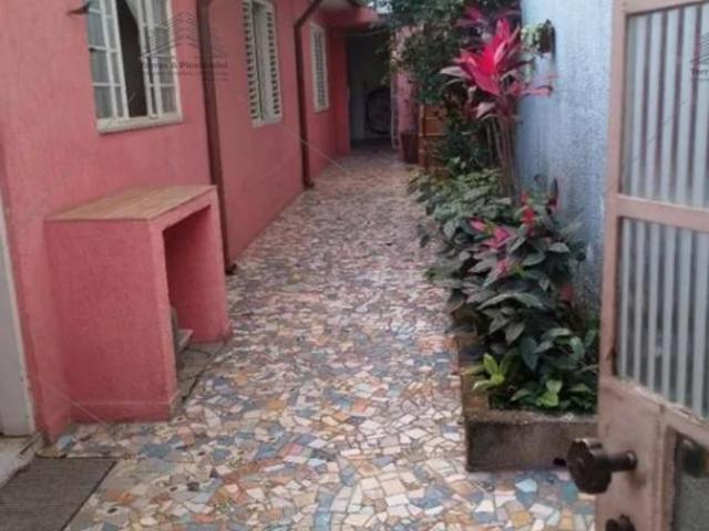 Casa a venda de 180 m² na Vila Prudente, 2 dormitórios, lavanderia, área de serviço, varanda, moveis
