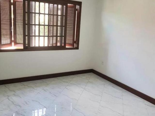Casa à venda de 2 dois dormitórios no bairro Niterói em Canoas