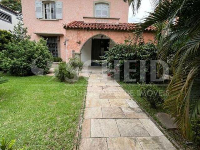 Casa a venda de 350m2, com 3 quartos, 1 suíte e 4 vagas Jardim Paulista
