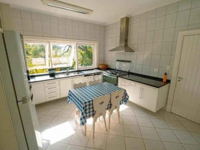 Casa à venda de 353m² | 05 dormitórios, sendo suíte e 05 vagas de garagem | Saco da Ribeira Ubatub