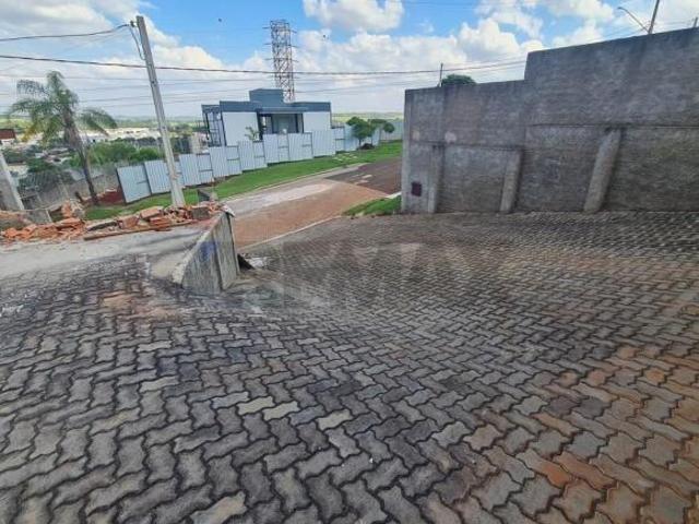 Casa à venda de 4 quartos sendo 3 suítes por R$ 857.800 no Condomínio Monte Belo em Santo Antônio de