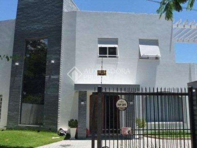 Casa à venda de 697 m² com 4 quartos, todos suítes, vista para o por do sol
