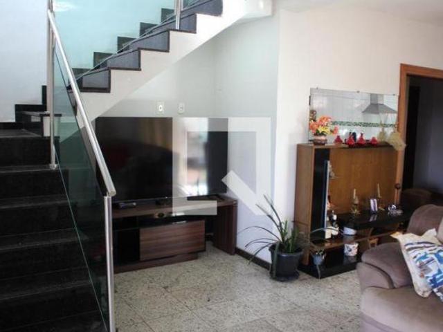 Casa à Venda Diamante, 4 Quartos, 330 m² Belo Horizonte